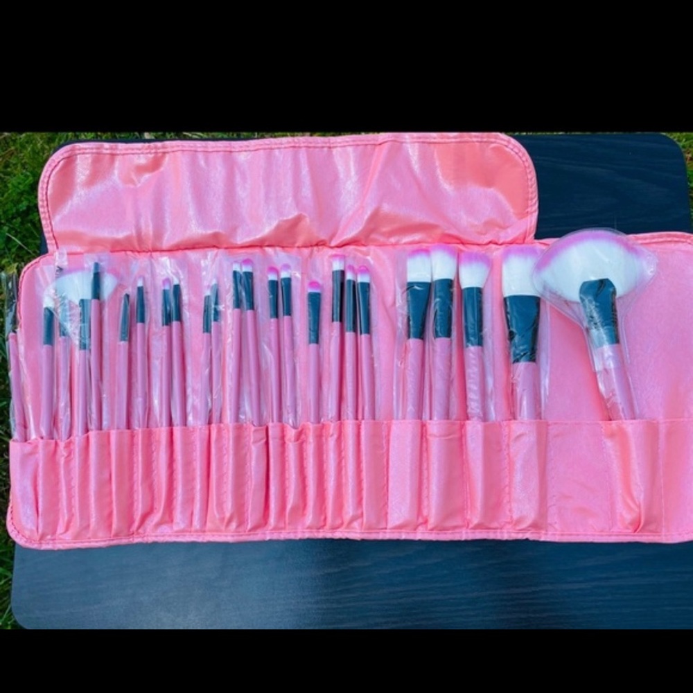 Makeup brushes - Picture 15 of 15